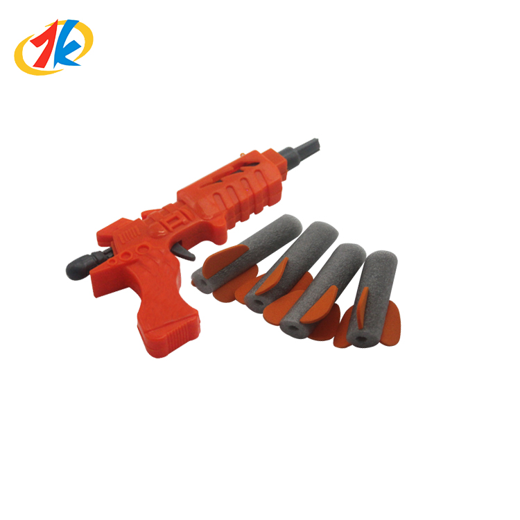 Pistolet de tir à poignet à main avec des jouets à balle doux et tirant des jouets au détail